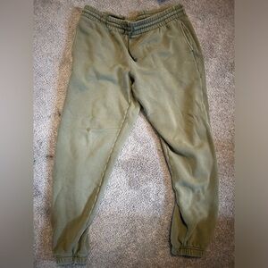 GUC Aritzia Cozy Fleece Sweatpants sz L